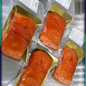 Лосось атлантический Сёмга вяленый провесной филе кусок на коже. В/У.