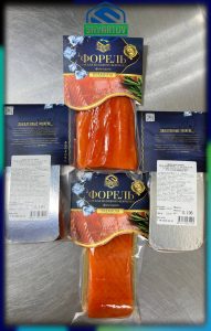 Форель радужная морская холодного копчения филе кусок на коже +-250 гр. В/У.